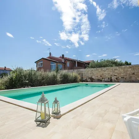 Contessa Rossa * Novigrad Istria