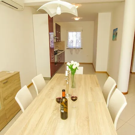 Contessa Rossa Ferienhaus Novigrad Istria