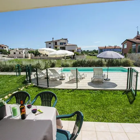 Contessa Rossa Novigrad (Istria)